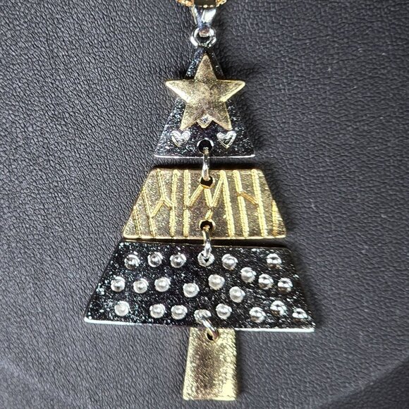 2/$15 Festive Christmas Tree Necklace (NWOT)‎ - Picture 2 of 5